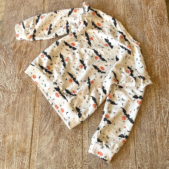 Jessica Simpson | Halloween Bundle - Picture 3 of 15